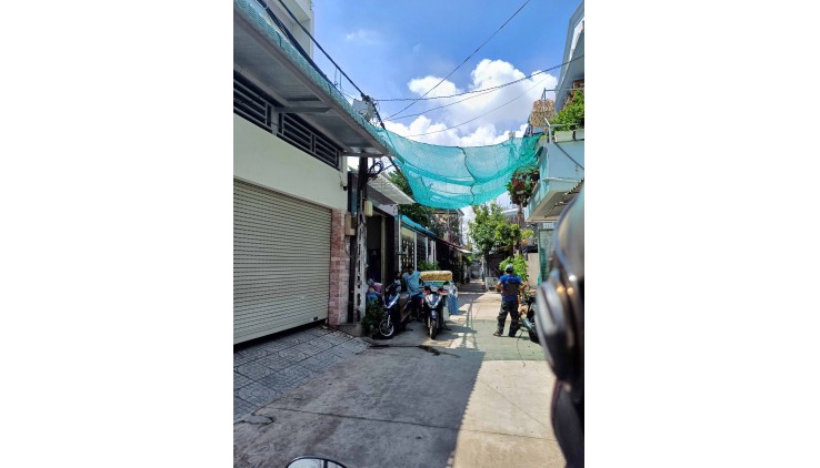 Bán Nhà 2 Tầng Hẻm Xe Hơi 41m2_4.1x10 Chỉ 4 tỷ Nhỉnh Gần Vạn Phúc QL13 Hiệp Bình Phước Thủ Đức Vào Ở Ngay